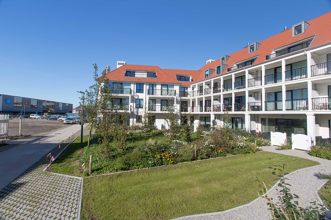 Promenade, Knokke-Heist: daktuin door Canopy in Knokke-Heist