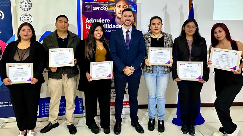 Ceremonia de certificación de operadores de Grúa Horquilla — SENCE, Arica y Parinacota