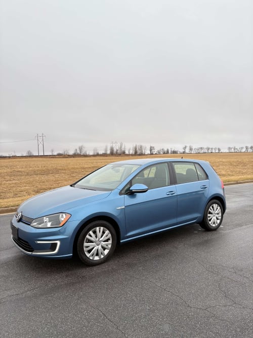2015 Volkswagen eGolf Limited Edition FWD 4D Hatchback Electric