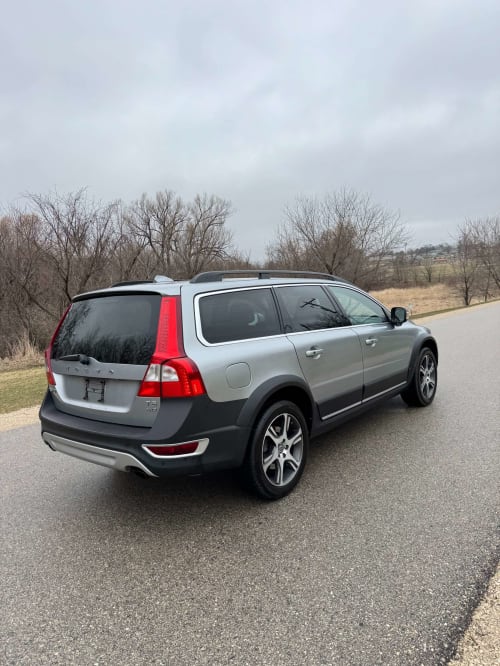2012 Volvo XC70 T6 AWD 4 Door Sport Utility Vehicle 3.0 6cyl. Gasoline