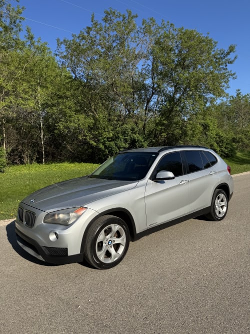 2014 BMW X1 sDrive28i 4 Door Station Wagon 2.0 4cyl. Gasoline