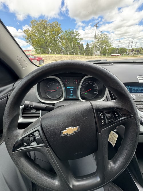 2015 Chevrolet Equinox LS FWD 4 Door Sport Utility Vehicle 2.4 4cyl. Flex Fuel