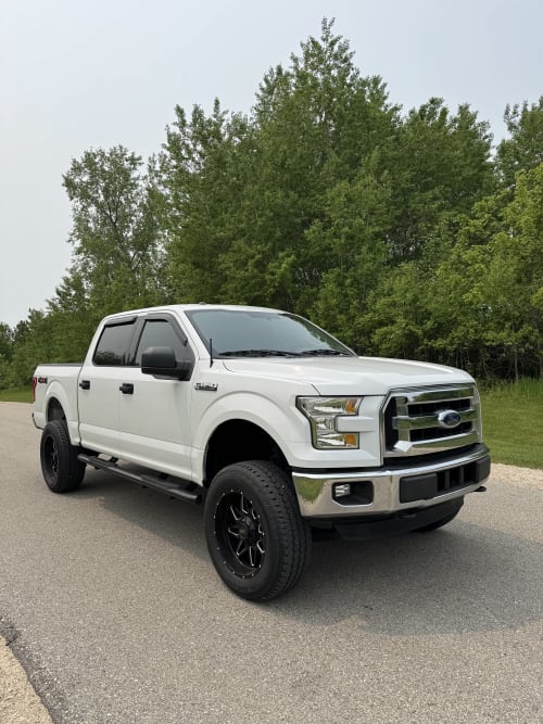 2016 Ford F50 XLT