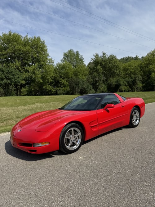 2003 Chevrolet Corvette 2dr Cpe RWD 2D Coupe 5.7 8cyl. Gasoline
