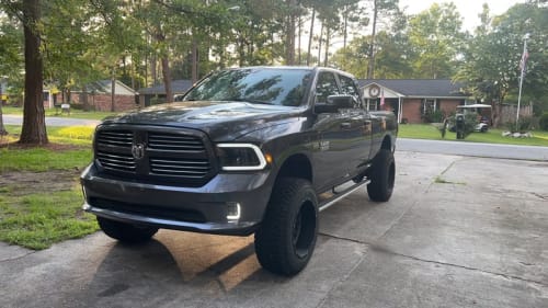 2014 Ram 1500 Sport 5.7l v8