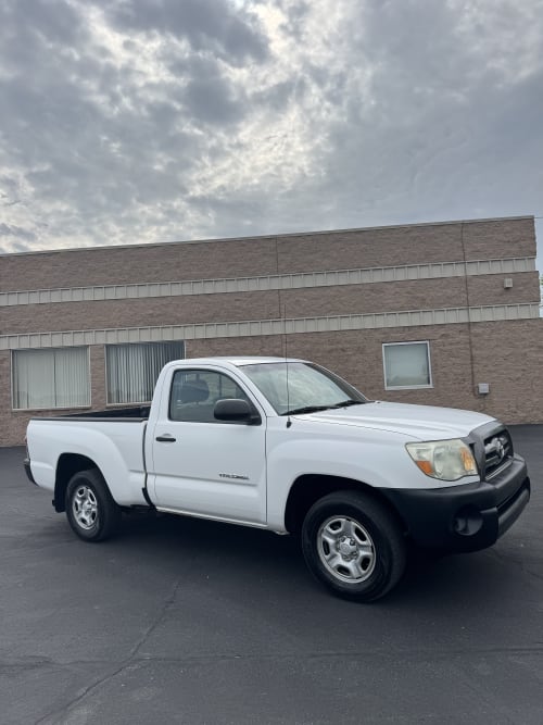  2009 Toyota Tacoma RWD 2 Door Pickup Truck 2.7 4cyl. Gasoline