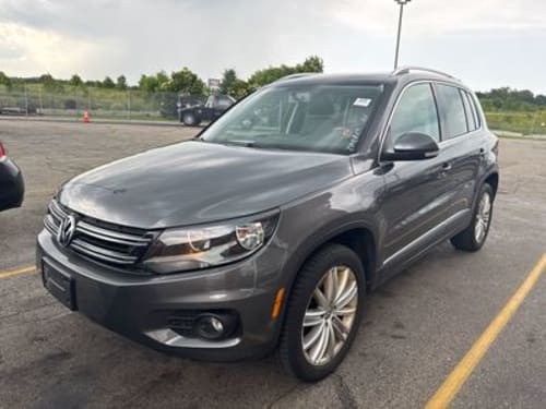 2013 Volkswagen Tiguan SE w/Sunroof & Nav 4WD 4D SUV 4Motion 2.0 4cyl. Gasoline