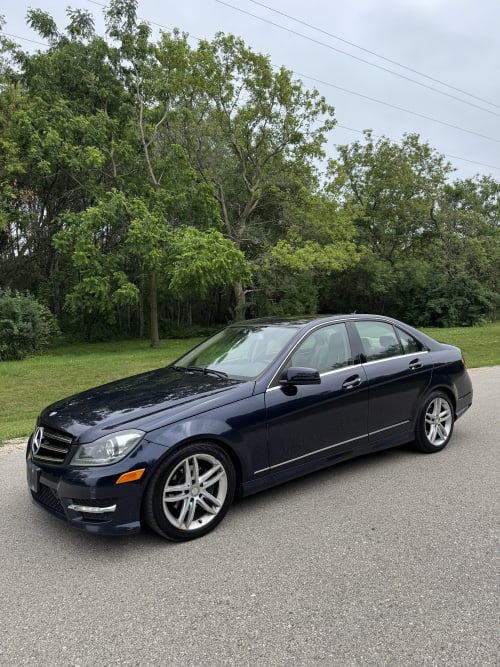  2012 Mercedes-Benz C Class 300 4MATIC AWD 4 Door Sedan 3.0 6cyl. Gasoline