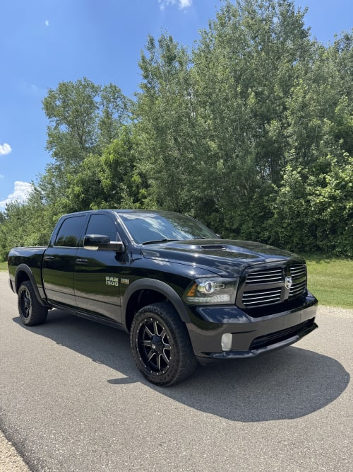 2014 Ram 1500 Sport 5.7l v8