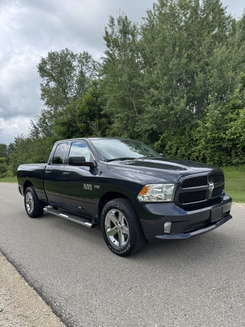 2017 Ram 1500 Tradesman 5.7l v8
