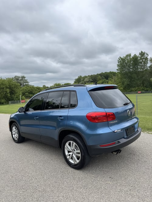 2017 Volkswagen Tiguan S AWD 4D SUV 4Motion 2.0 4cyl. Gasoline