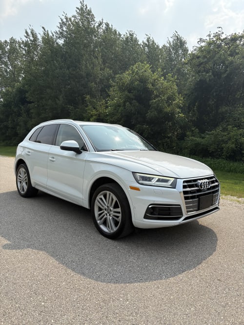  2019 Audi Q5 Prestige AWD 4 Door Sport Utility Vehicle 2.0 4cyl. Gasoline