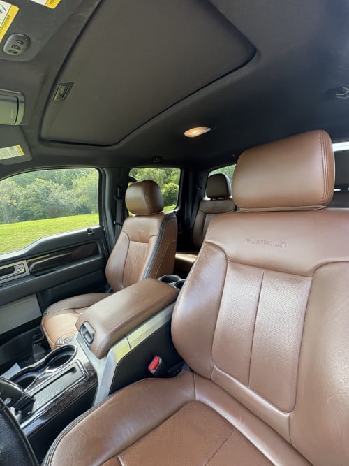 2014 Ford F150 Platinum 