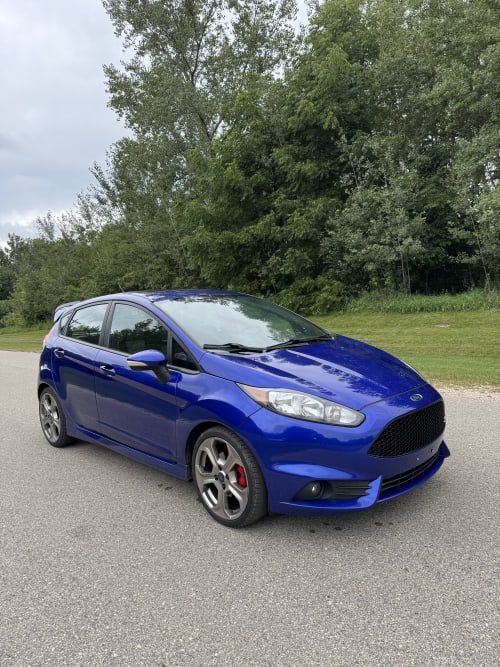  2014 Ford Fiesta ST FWD 4D Hatchback 1.6 4cyl. Gasoline