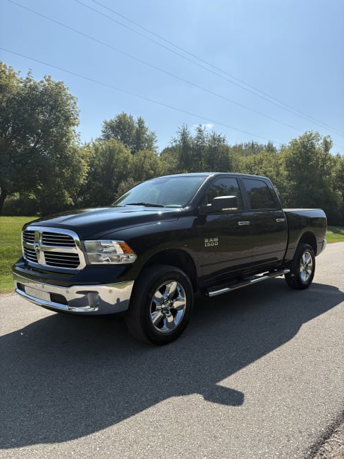 2017 Ram 1500 Big Horn 4WD Crew Cab 3.6 6cyl. Flex Fuel