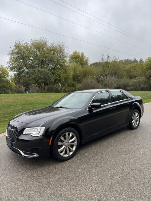 2018 Chrysler 300 Touring 