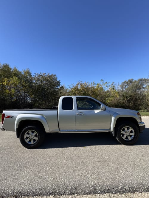 2010 Chevrolet Colorado LT w/2LT 4WD Crew Cab Z71 3.7 5cyl. Gasoline