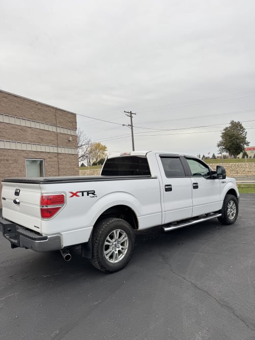 2014 Ford F150 XLT 4WD 5.0 8cyl. Gasoline