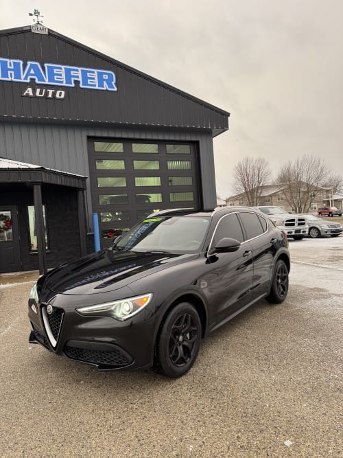 2021 Alfa Romeo Stelvio Base AWD 4D SUV 2.0 4cyl. Gasoline