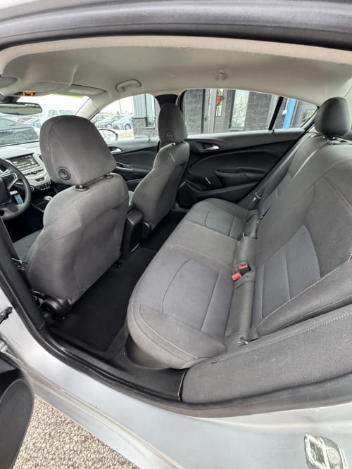  2017 Chevrolet Cruze LS FWD 4D Sedan 1.4 4cyl. Gasoline