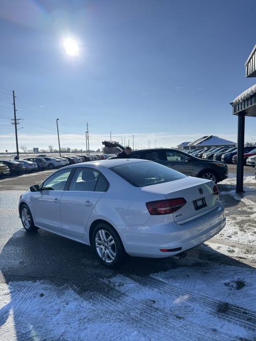  2017 Volkswagen Jetta 1.4T S FWD 4D Sedan 1.4 4cyl. Gasoline