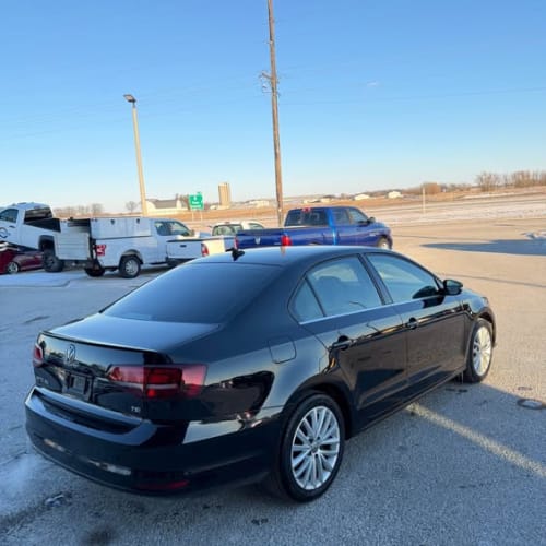 2016 Volkswagen Jetta SEL FWD 4 Door Sedan 1.8 4cyl. Gasoline #2145