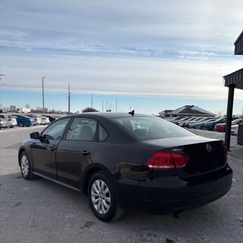 2015 Volkswagen Passat 1.8T Wolfsburg Ed FWD 4D Sedan 1.8 4cyl. Gasoline #2035