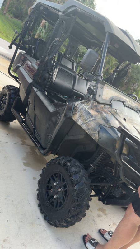 2025 Honda pioneer 700-4