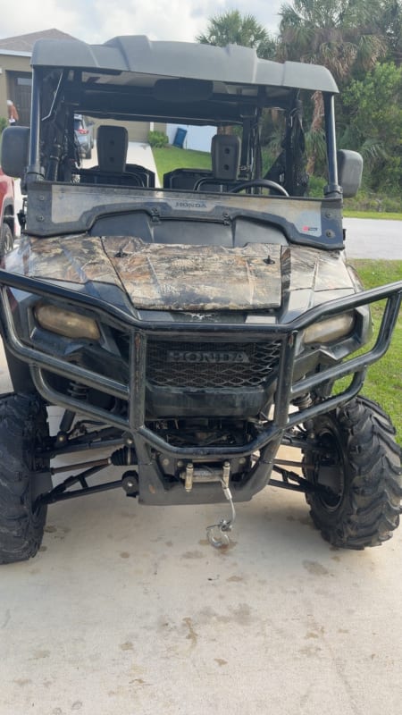 2025 Honda pioneer 700-4 photo 2