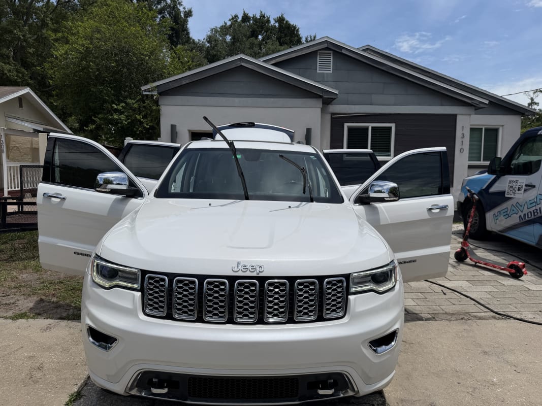 2017 Jeep Grand Cherokee - Tampa photo 2