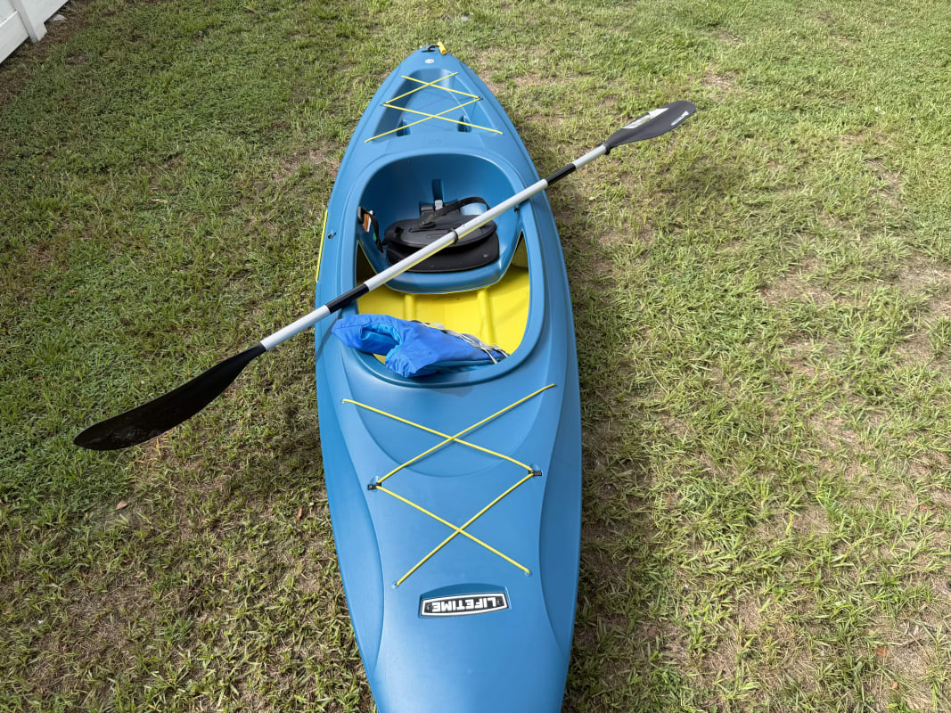 Blue Recreational Kayak - Tampa - Kayak 1 photo 2