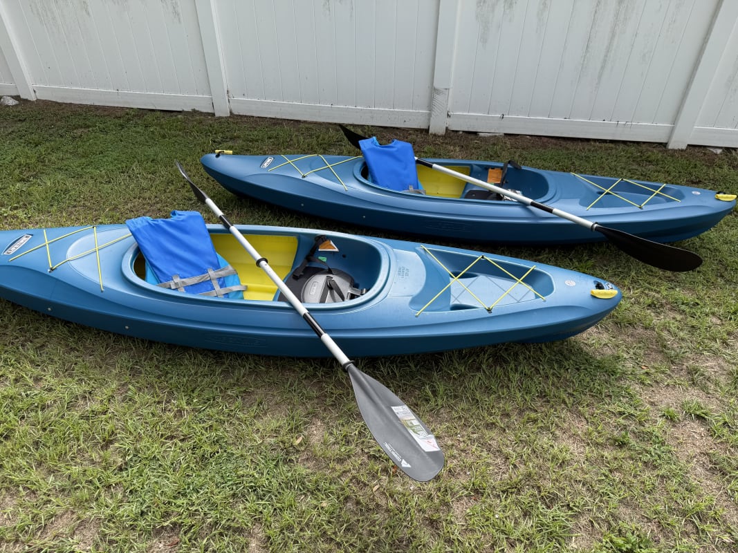 Blue Recreational Kayak - Tampa - Kayak 2