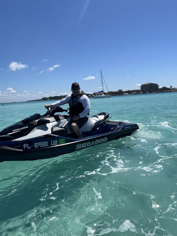 2024 Sea Doo GTX-300 limited photo 2