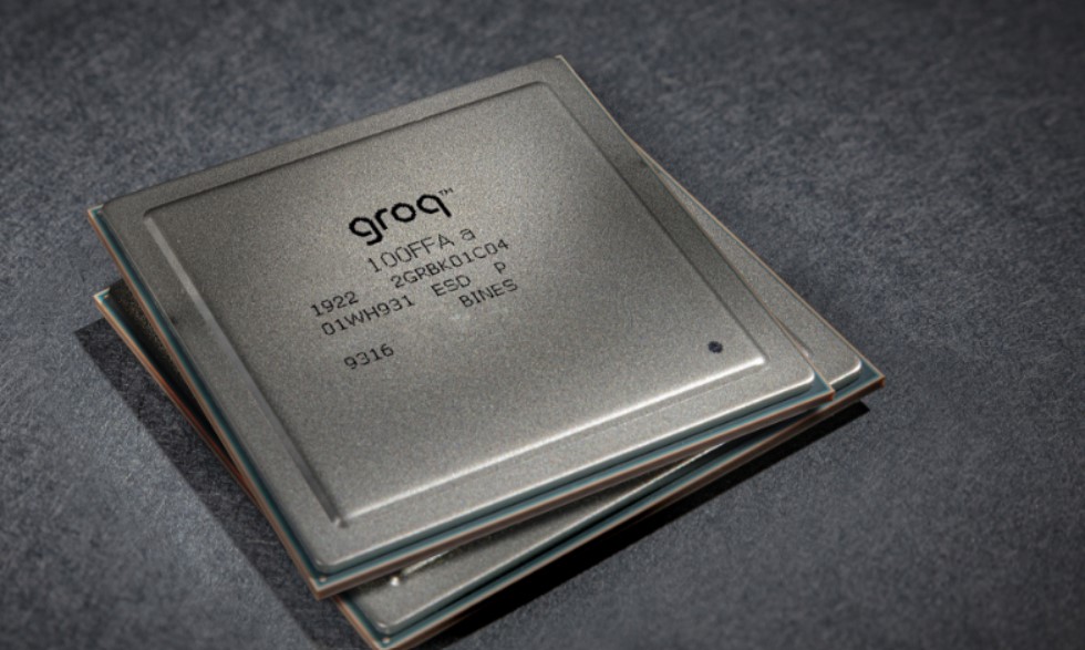 AI chip startup Groq forms new business unit, acquires Definitive Intelligence image