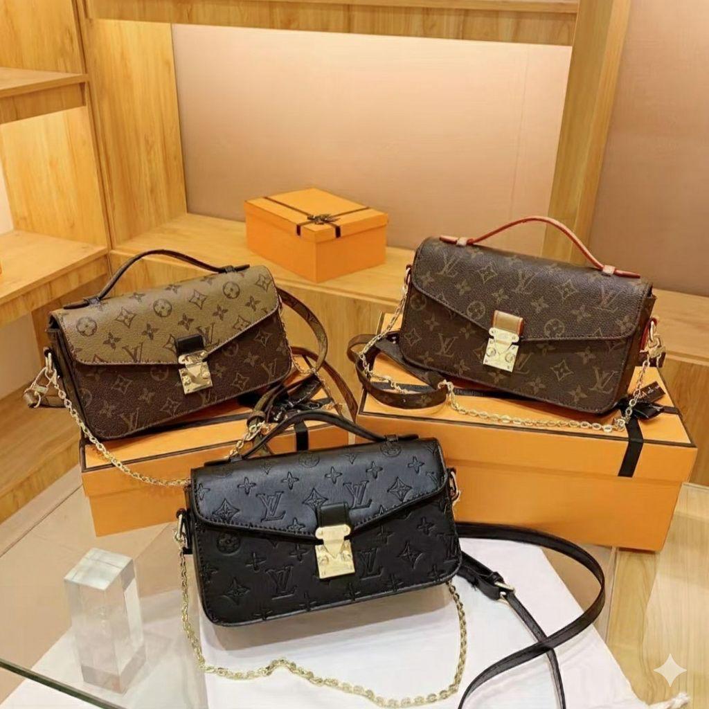 Louis Vuitton Pochette Métis