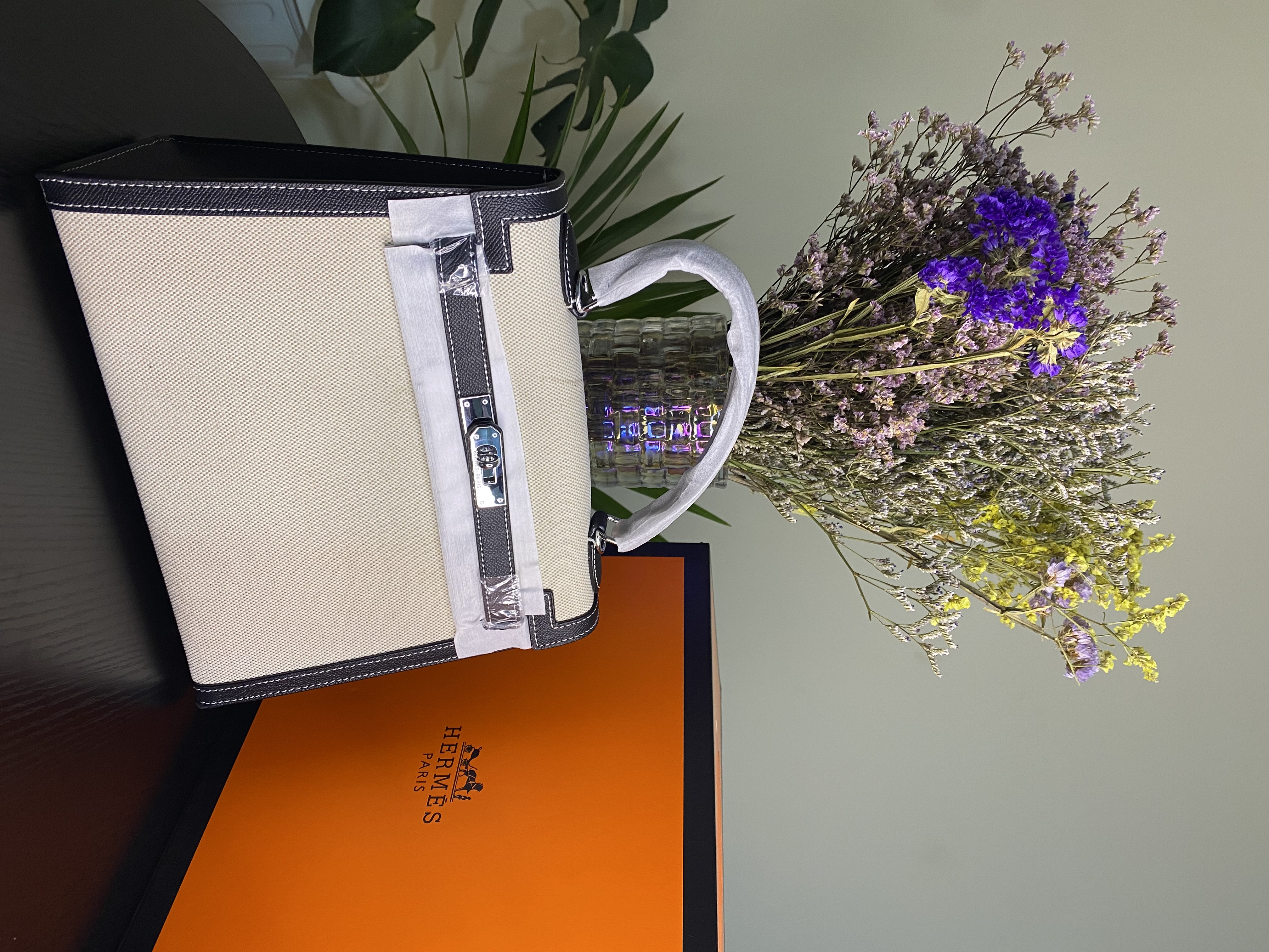 Hermès Kelly Toile & Leather view 2