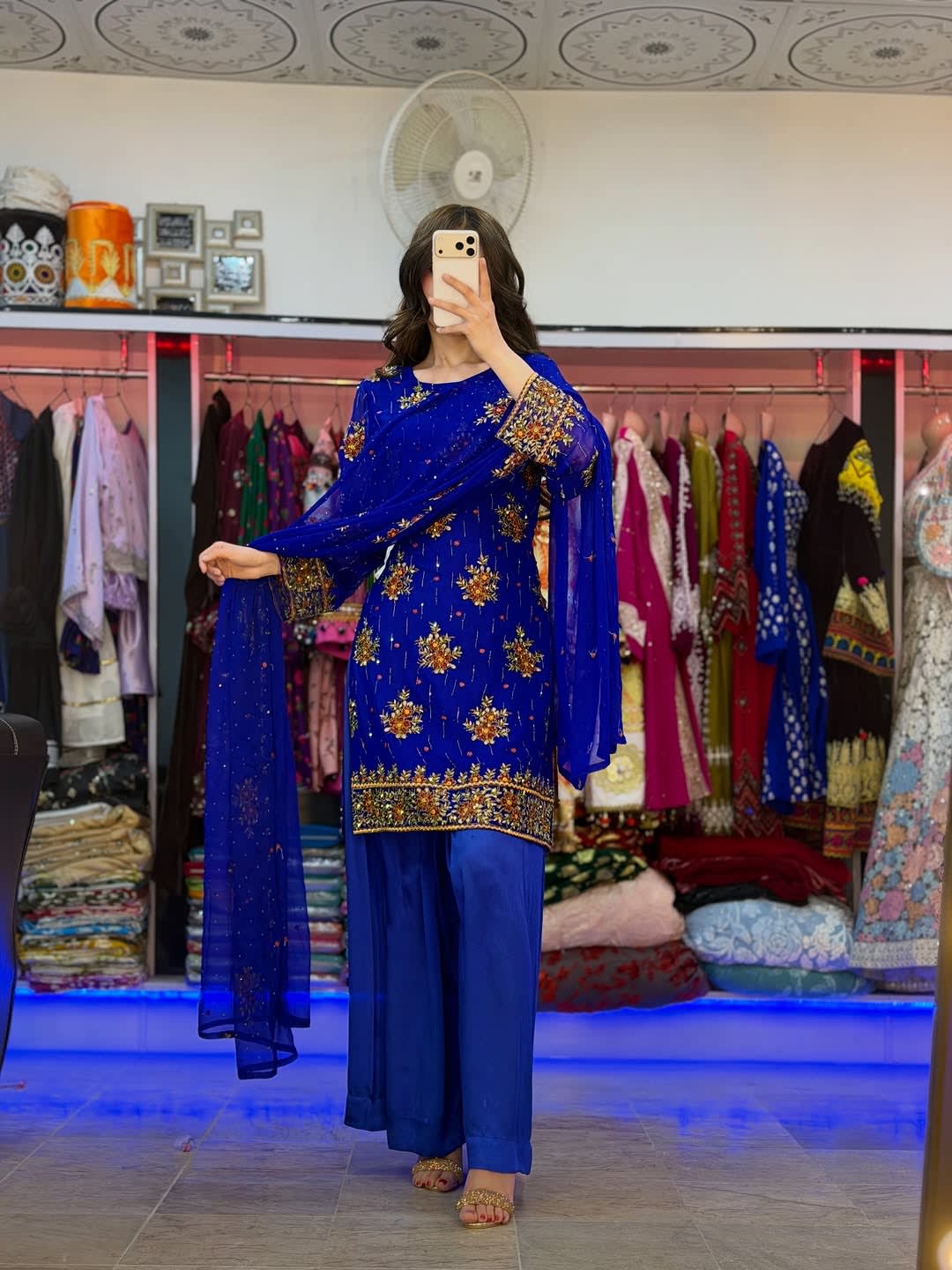 ست لباس هزارگی آبی سلطنتی با گلدوزی - 3
