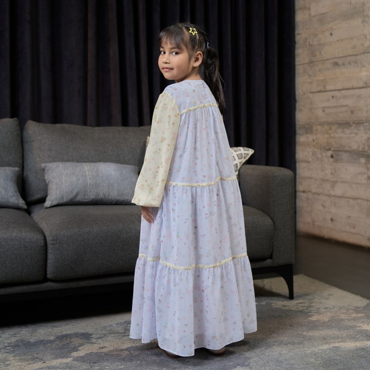 Mutia Girl Dress Coming Soon)