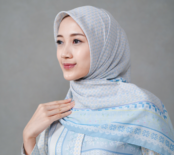 Zinnia Monogram Scarf