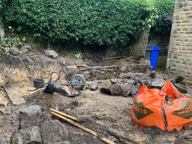 Heavy duty digging of earth