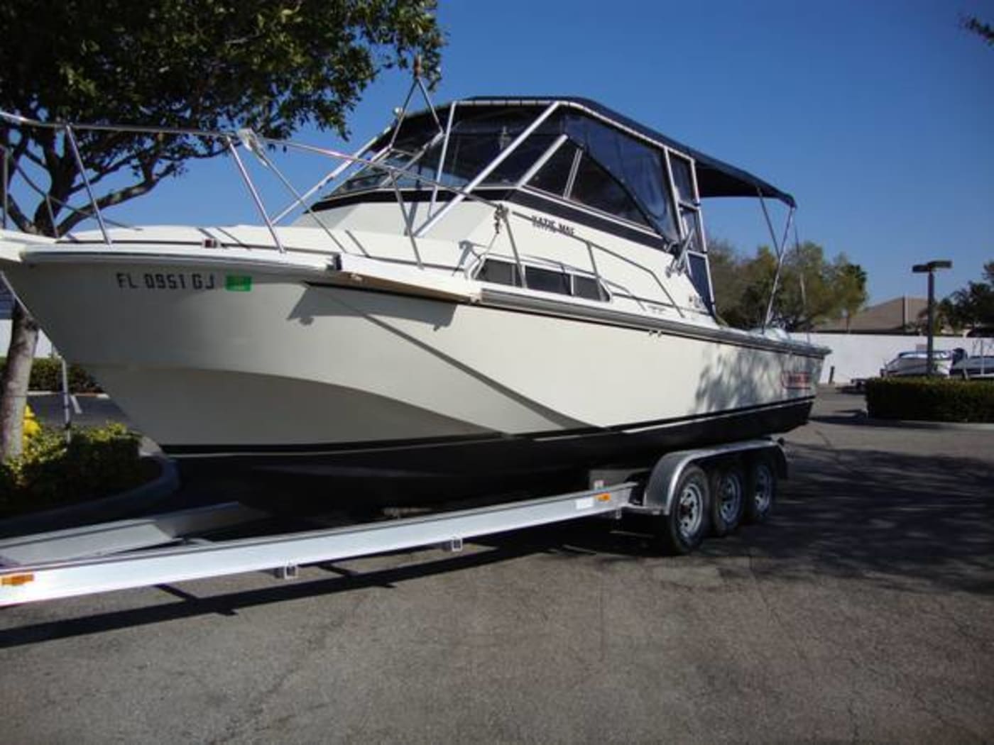 1987 Boston Whaler Express (sold) in Florida