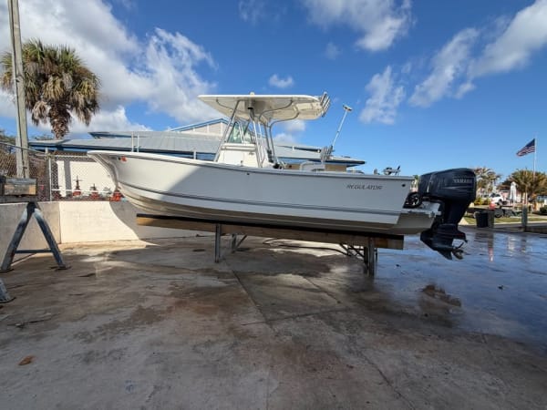 2004 Regulator Center Console for sale in Florida