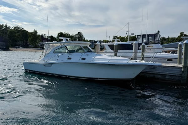 2002 Pursuit Express for sale in Michigan