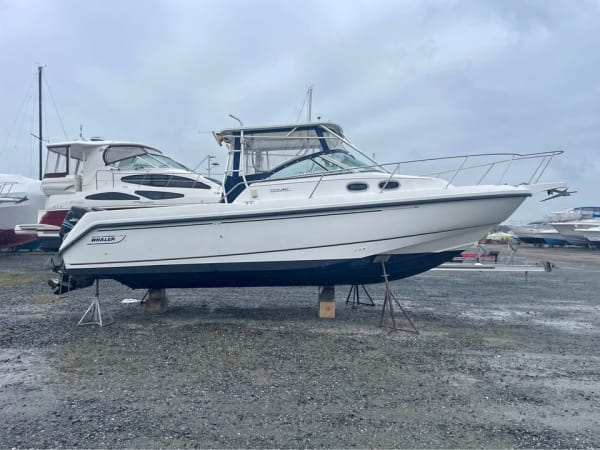 1999 Boston Whaler Conquest for sale in Maryland