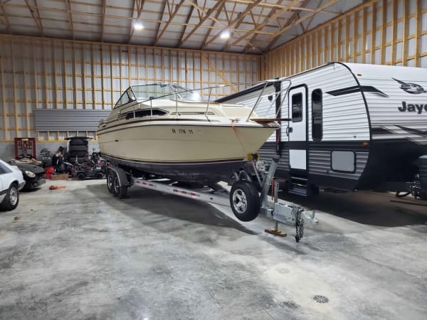 1984 Sea Ray Express for sale in Ohio