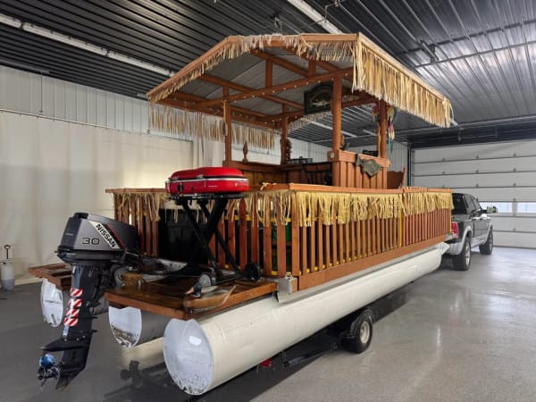 2000 Custom Tiki Toon for sale in Minnesota