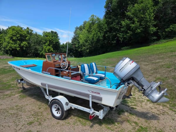 Boston Whaler Nauset for sale in Midwest