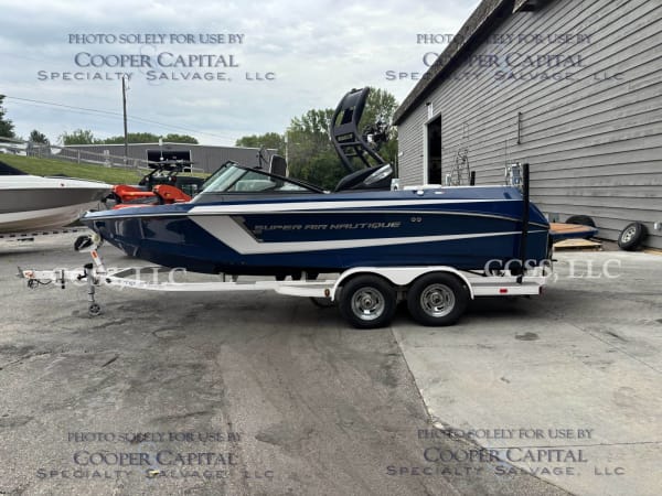 2014 Correct Craft Super Air Nautique for sale in Minnesota