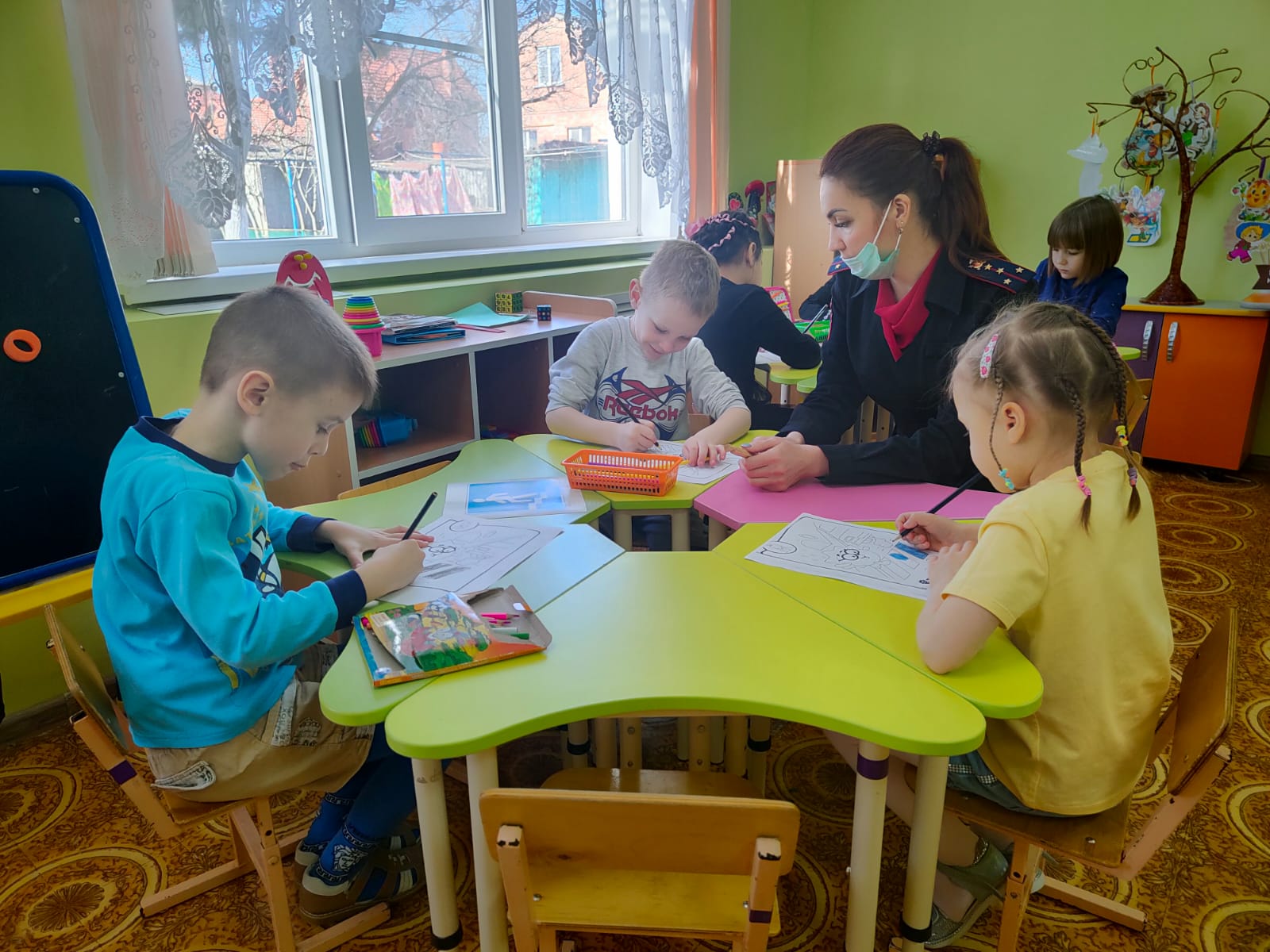 10 сад каневская. 12 садик каневская. Каневская садик 11 заведующая. Каневская садик 11 заведующая. 11 сад каневская.