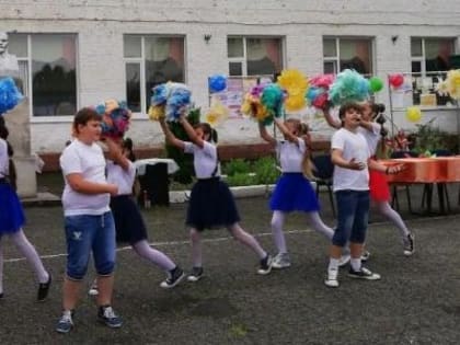 Артисты Лабинского культурного центра организовывают мероприятия для детей